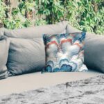 Outdoor cushion with white and blue floral pattern, 40x40 cm, weather-resistant - PillowMonkey brand.